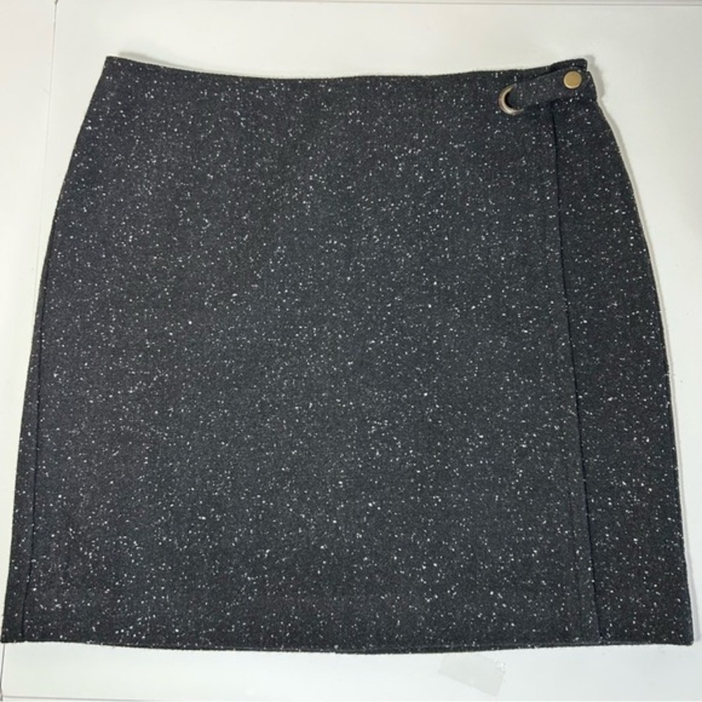 Banana Republic Black Flecked Wool Blend Wrap Mini Skirt Back Zipper Size 10